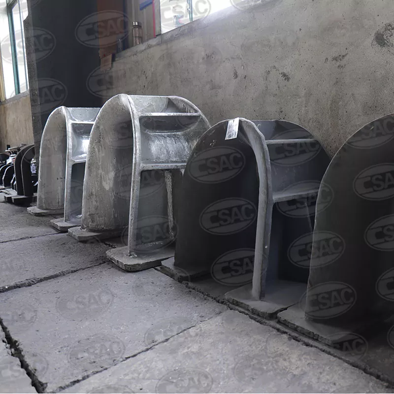 ما هي ملحقات سلسلة المرساة المتوفرة للاستخدام البحري؟